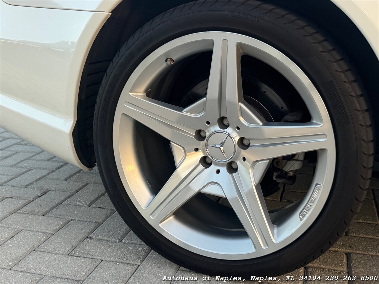 2009 Mercedes-Benz SL 550   - Photo 34 - Naples, FL 34104