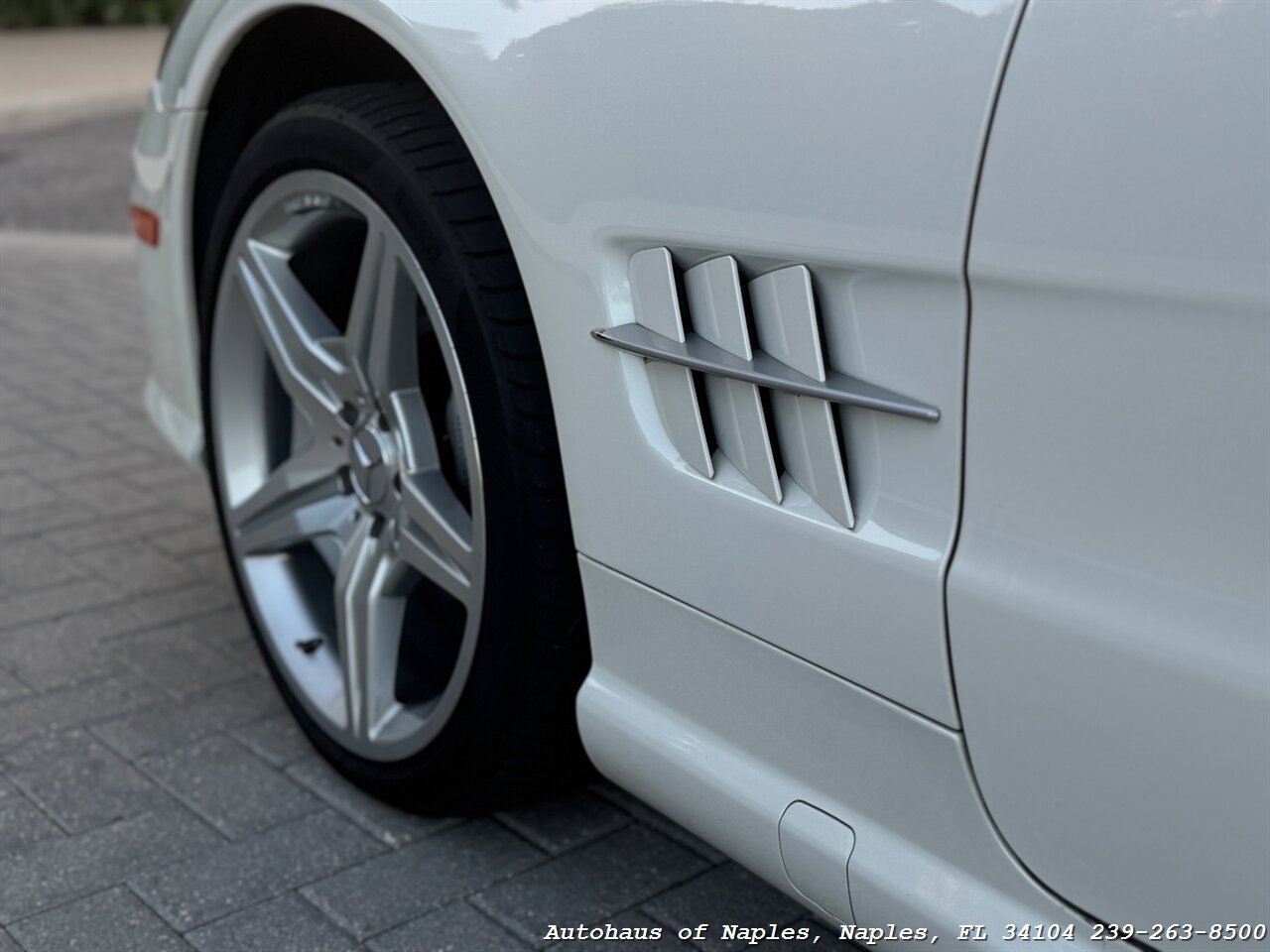 2009 Mercedes-Benz SL 550   - Photo 14 - Naples, FL 34104