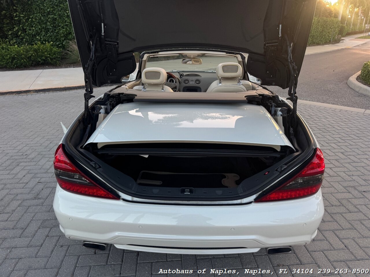 2009 Mercedes-Benz SL 550   - Photo 47 - Naples, FL 34104