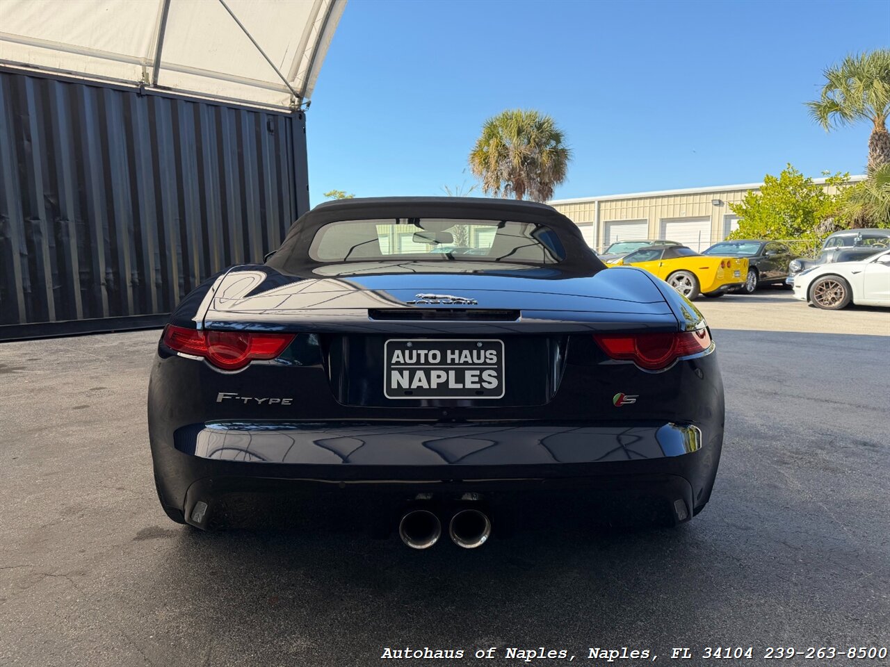 2017 Jaguar F-TYPE S   - Photo 21 - Naples, FL 34104