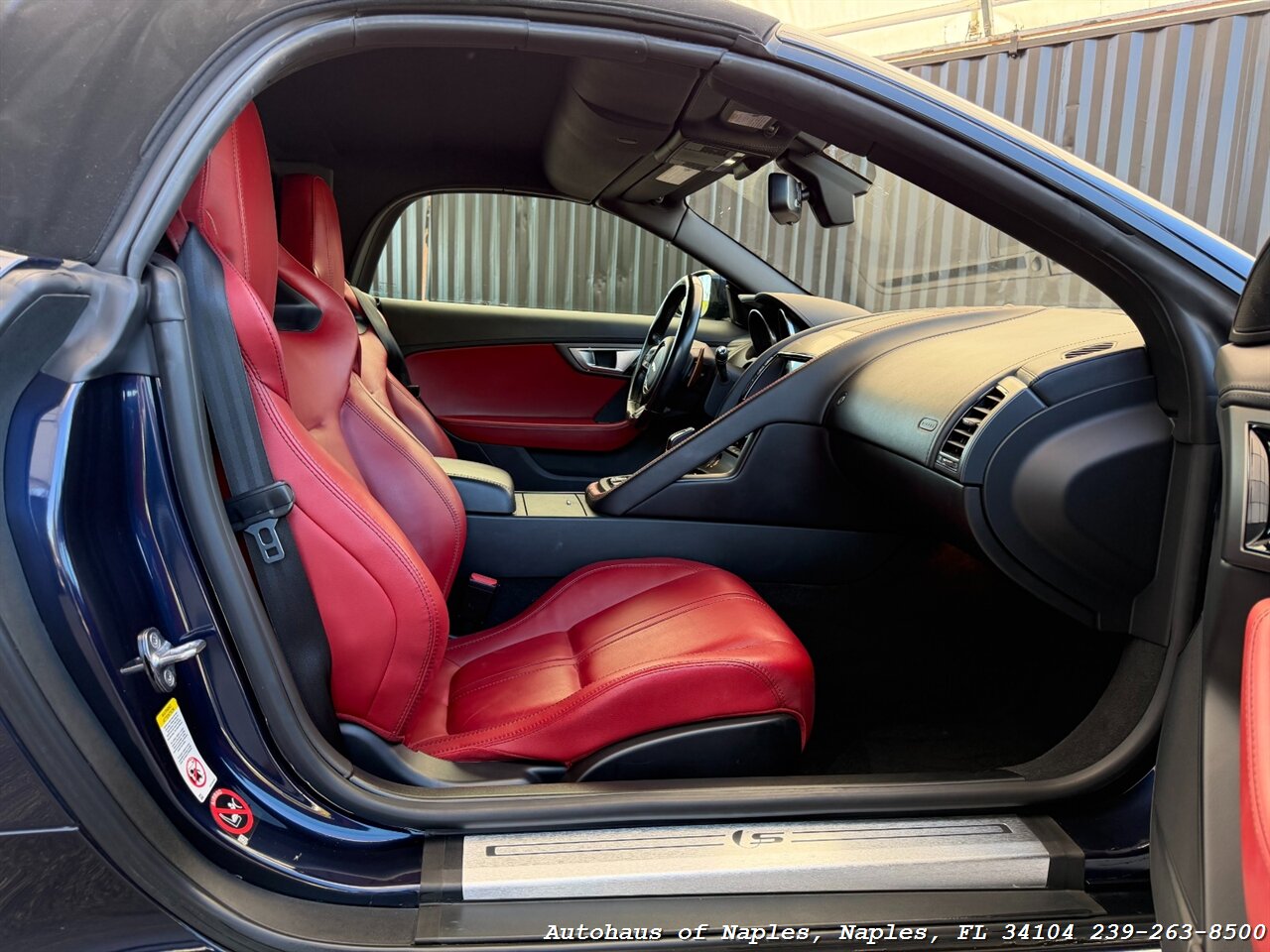 2017 Jaguar F-TYPE S   - Photo 40 - Naples, FL 34104