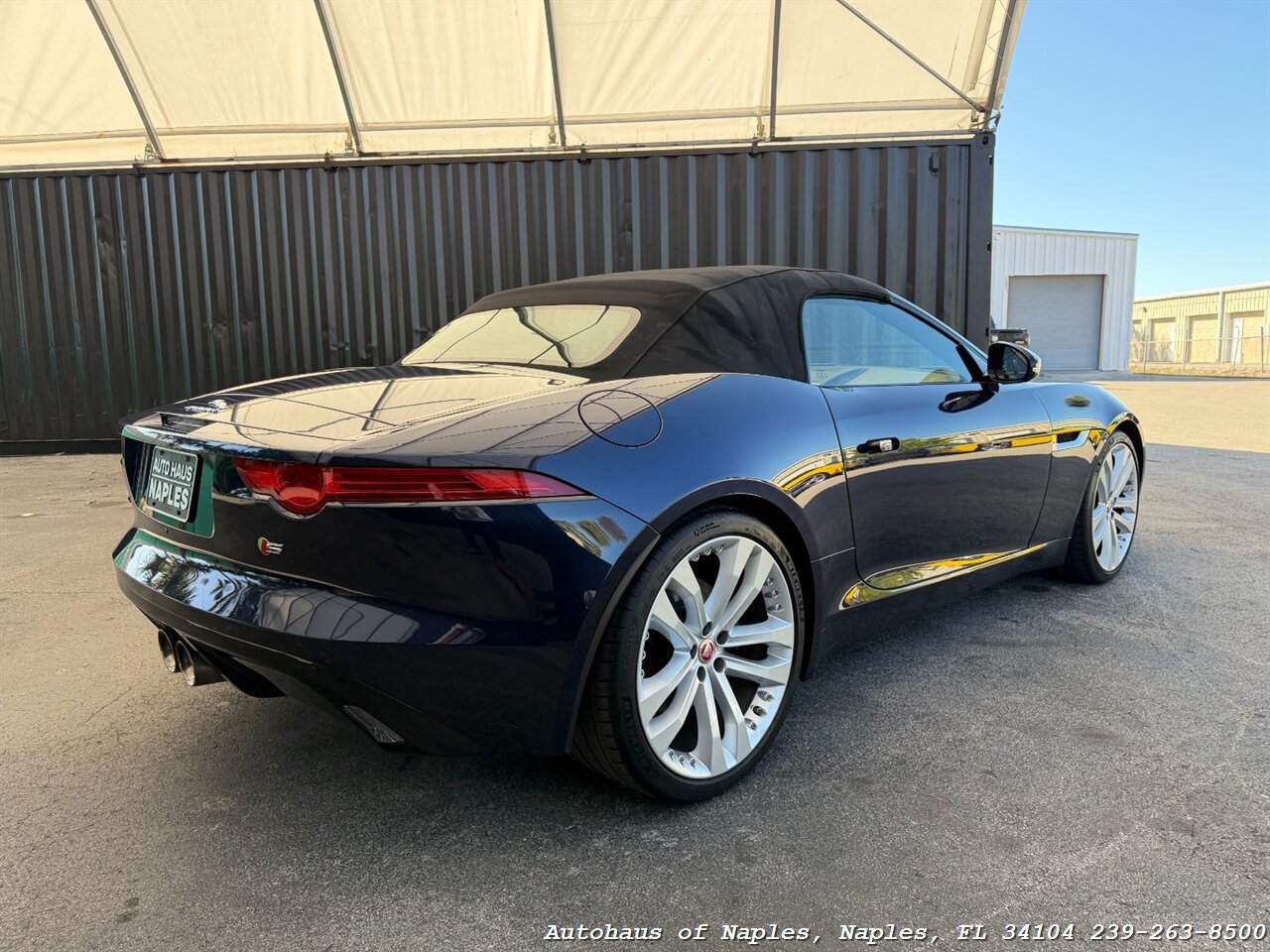2017 Jaguar F-TYPE S   - Photo 19 - Naples, FL 34104