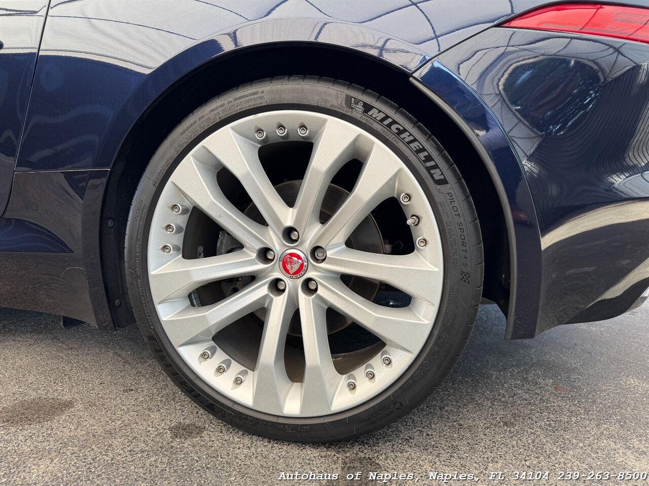 2017 Jaguar F-TYPE S   - Photo 29 - Naples, FL 34104