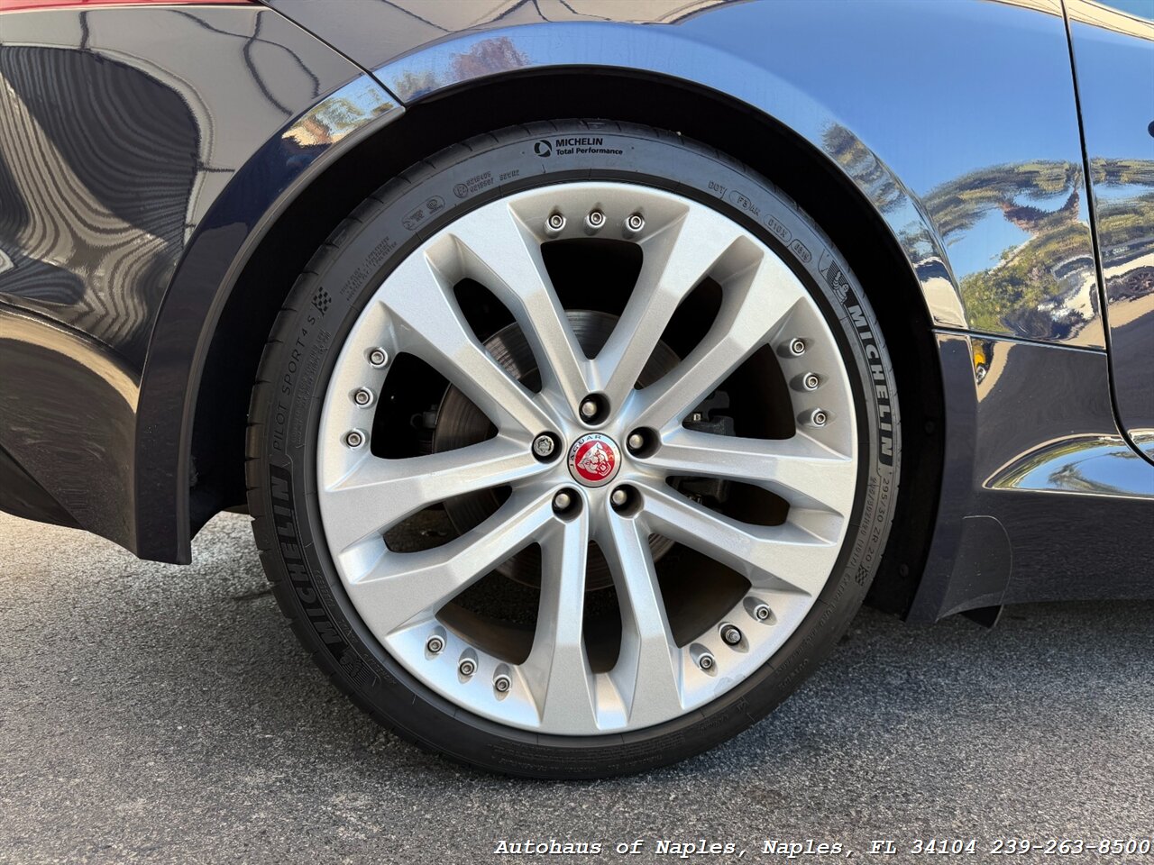 2017 Jaguar F-TYPE S   - Photo 31 - Naples, FL 34104