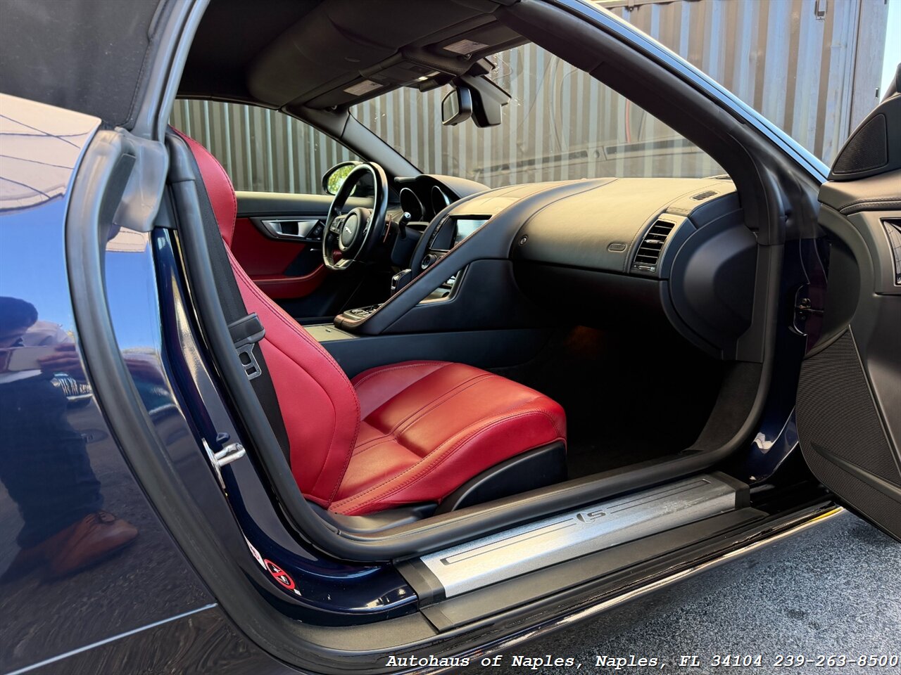 2017 Jaguar F-TYPE S   - Photo 39 - Naples, FL 34104