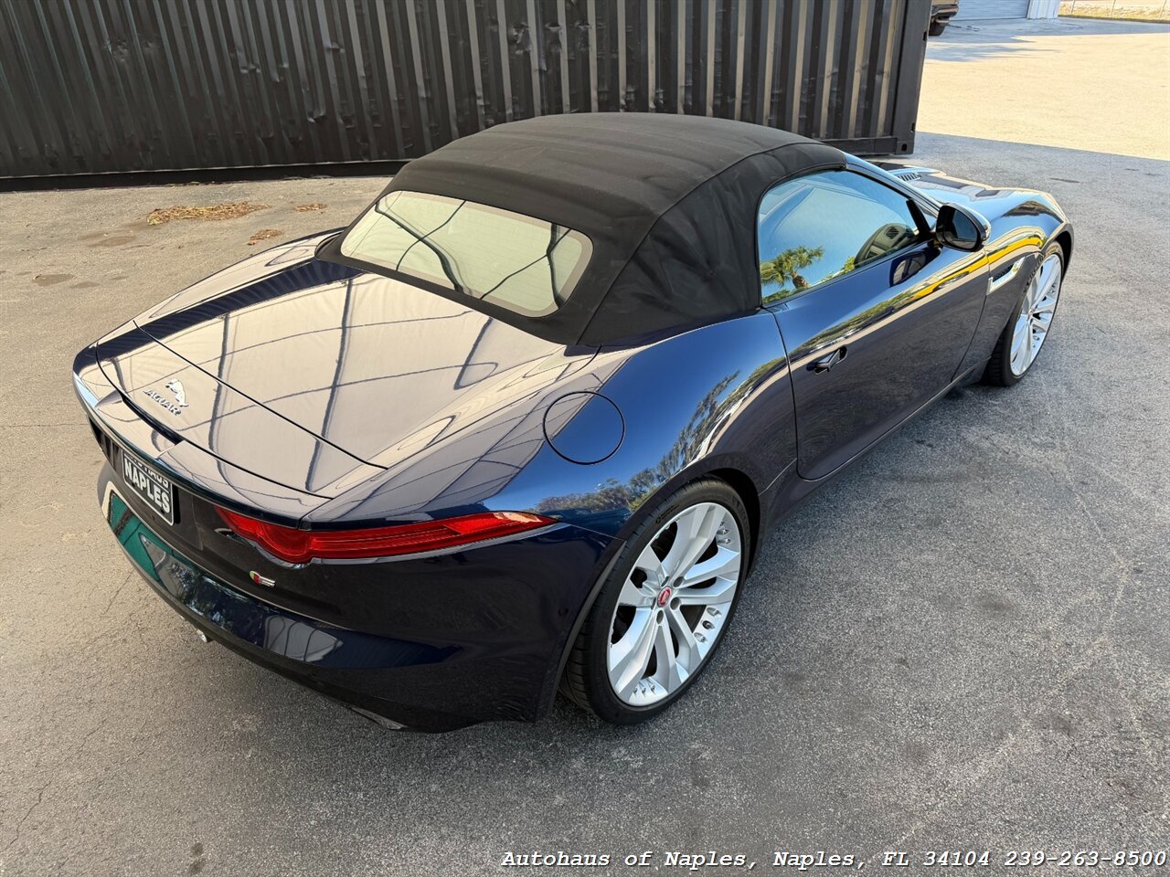 2017 Jaguar F-TYPE S   - Photo 20 - Naples, FL 34104