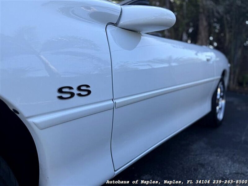2002 Chevrolet Camaro Z28 SS   - Photo 17 - Naples, FL 34104