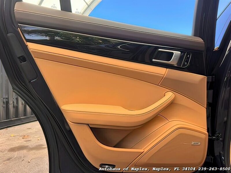2020 Porsche Panamera 4   - Photo 57 - Naples, FL 34104