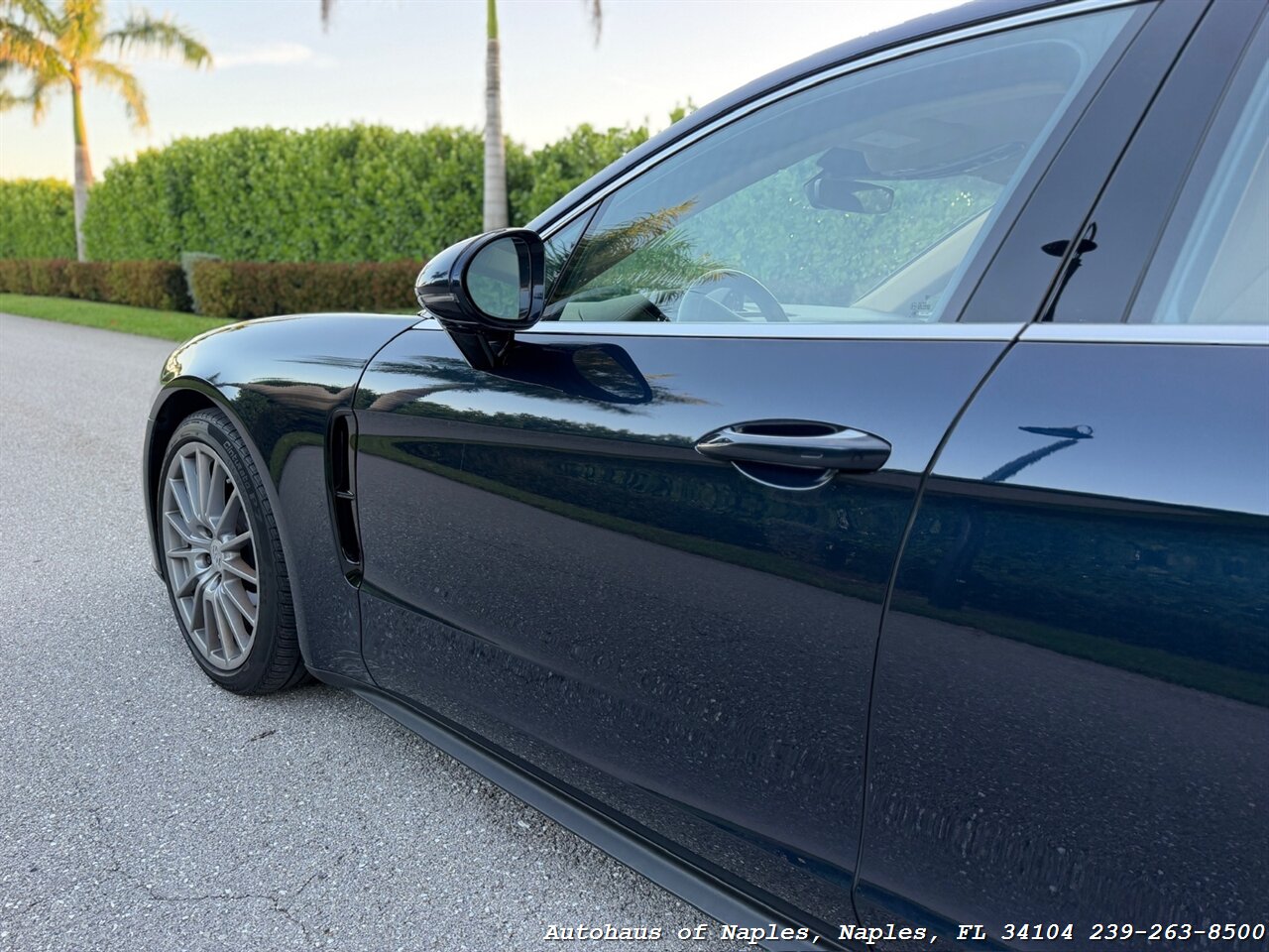 2020 Porsche Panamera 4   - Photo 13 - Naples, FL 34104