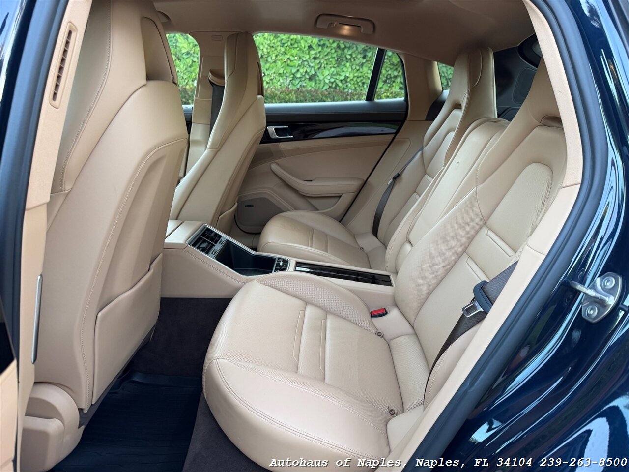 2020 Porsche Panamera 4   - Photo 46 - Naples, FL 34104