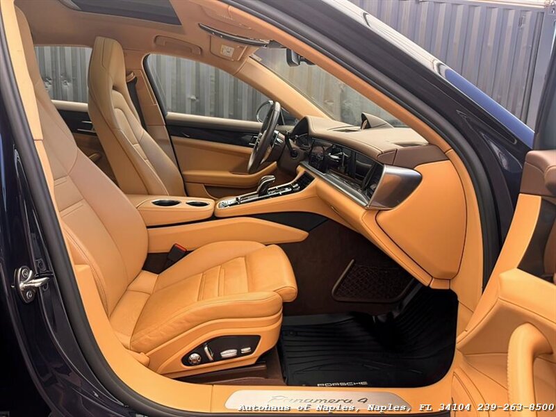 2020 Porsche Panamera 4   - Photo 14 - Naples, FL 34104