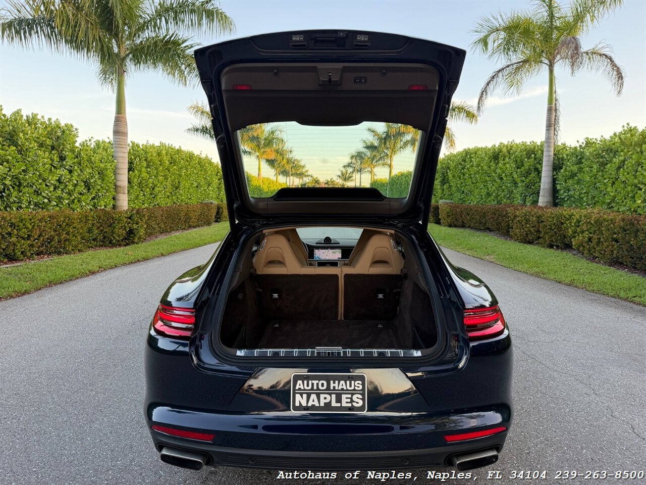 2020 Porsche Panamera 4   - Photo 58 - Naples, FL 34104