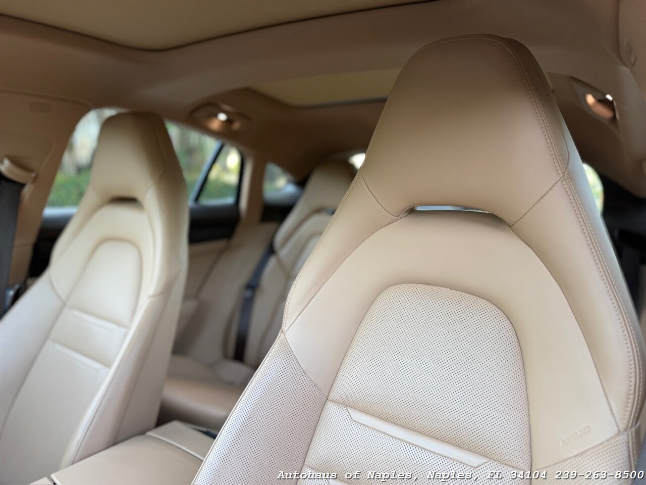 2020 Porsche Panamera 4   - Photo 31 - Naples, FL 34104