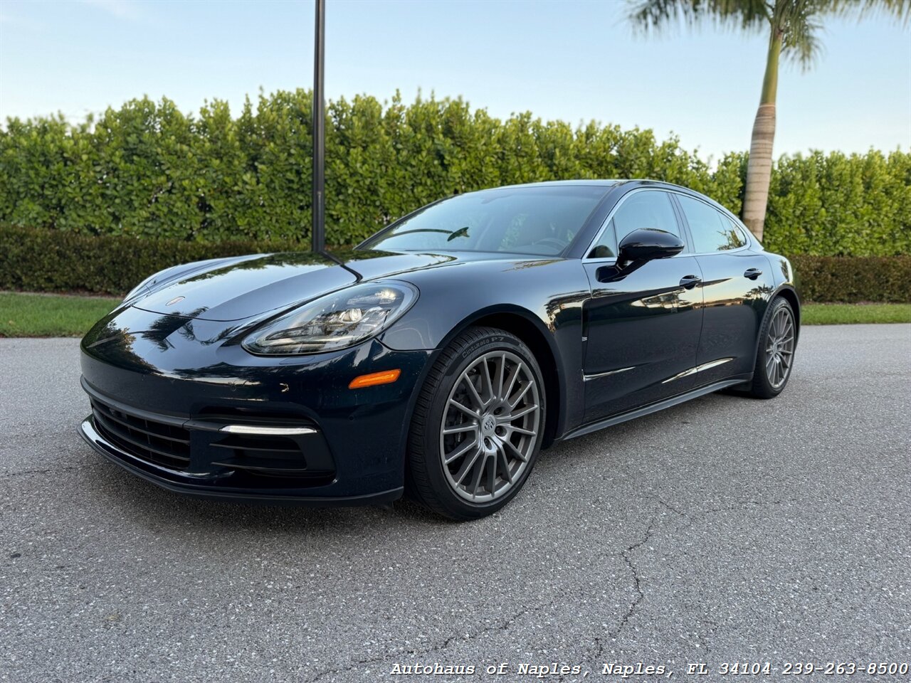 2020 Porsche Panamera 4   - Photo 3 - Naples, FL 34104