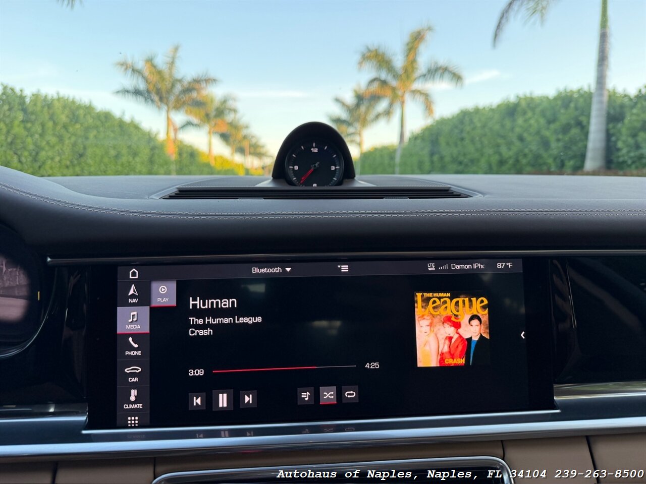 2020 Porsche Panamera 4   - Photo 38 - Naples, FL 34104