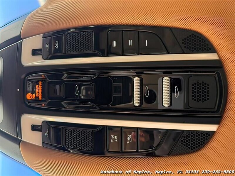 2020 Porsche Panamera 4   - Photo 62 - Naples, FL 34104
