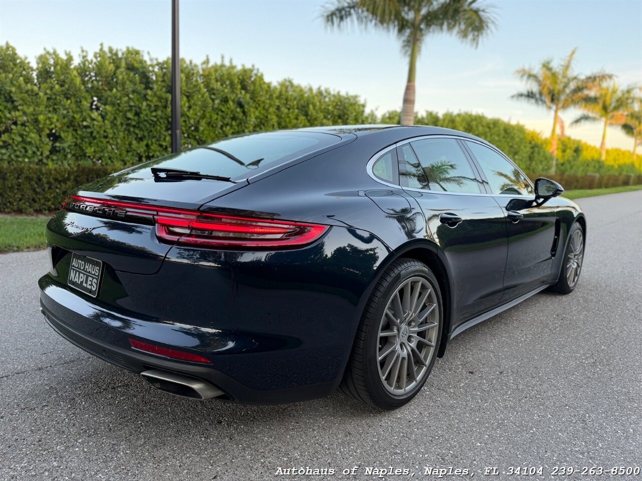 2020 Porsche Panamera 4   - Photo 15 - Naples, FL 34104