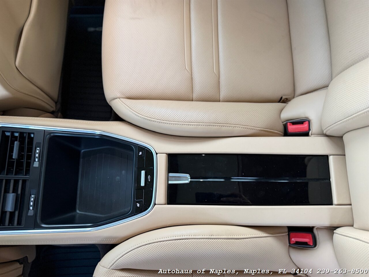 2020 Porsche Panamera 4   - Photo 50 - Naples, FL 34104