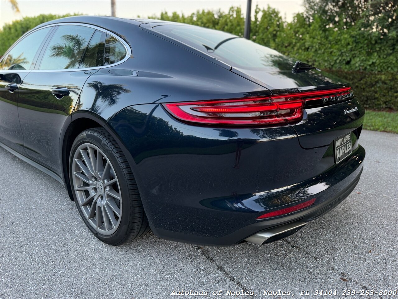 2020 Porsche Panamera 4   - Photo 16 - Naples, FL 34104