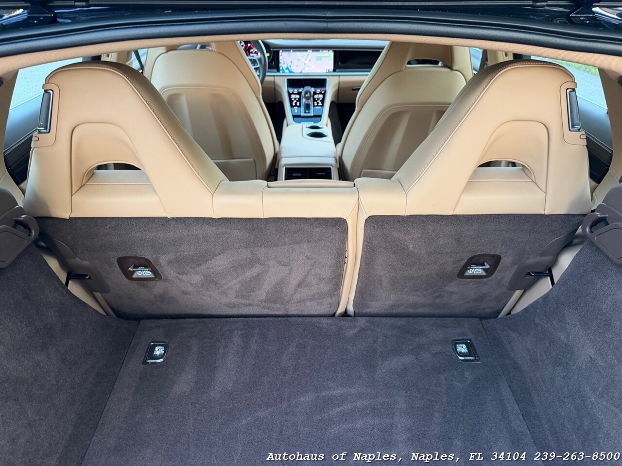 2020 Porsche Panamera 4   - Photo 60 - Naples, FL 34104