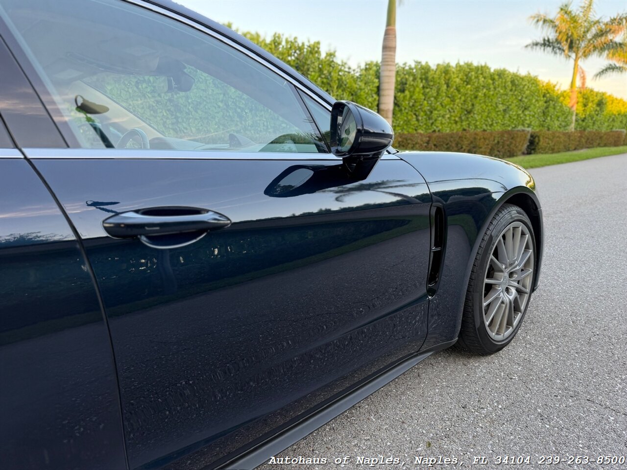 2020 Porsche Panamera 4   - Photo 9 - Naples, FL 34104