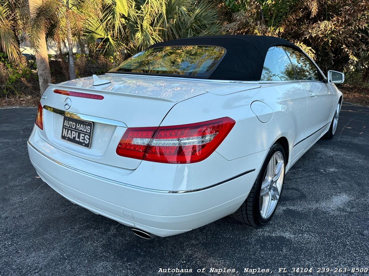 2011 Mercedes-Benz E 350   - Photo 14 - Naples, FL 34104