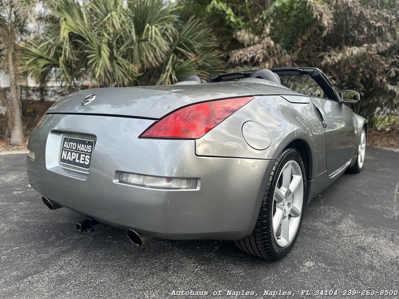 2004 Nissan 350Z Enthusiast   - Photo 13 - Naples, FL 34104