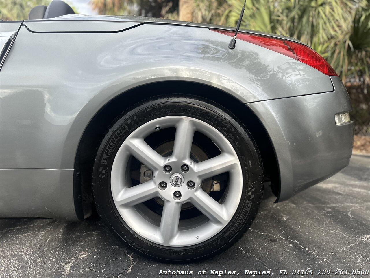 2004 Nissan 350Z Enthusiast   - Photo 10 - Naples, FL 34104