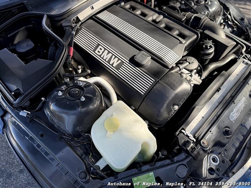 2002 BMW Z3 3.0i - Photo 38 - Naples, FL 34104