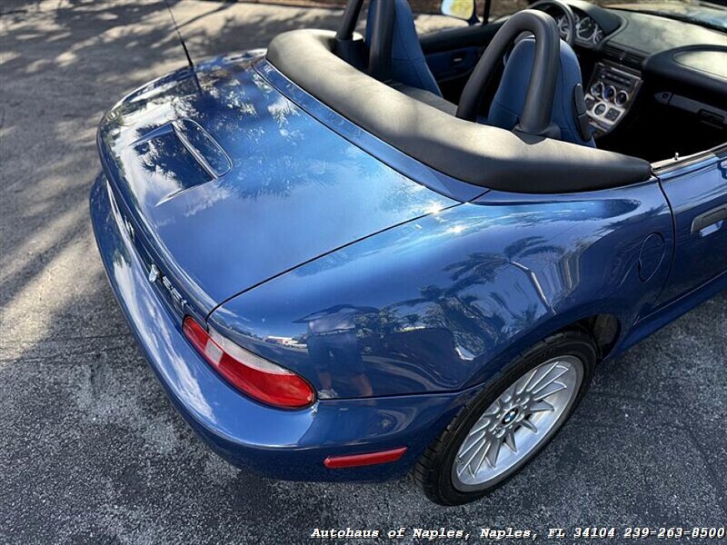 2002 BMW Z3 3.0i - Photo 23 - Naples, FL 34104