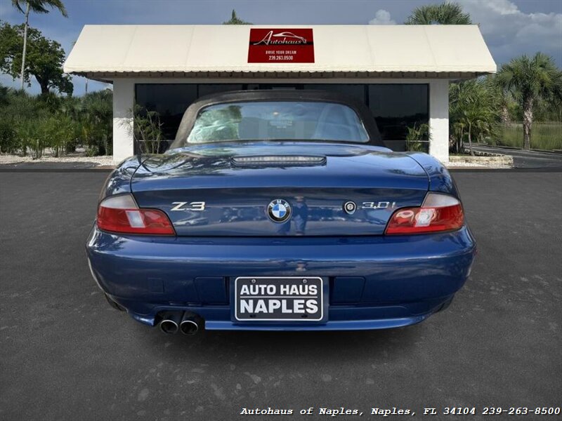 2002 BMW Z3 3.0i - Photo 31 - Naples, FL 34104