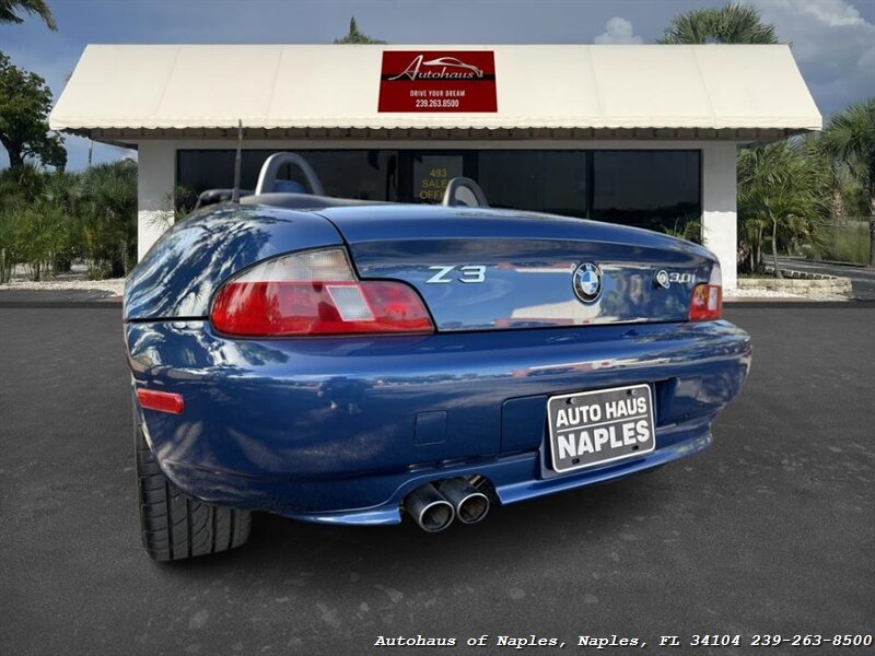 2002 BMW Z3 3.0i - Photo 28 - Naples, FL 34104