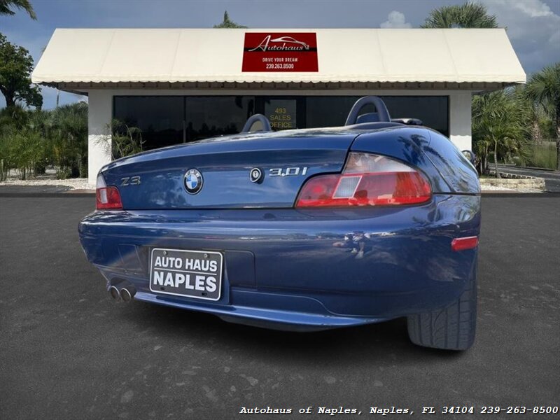2002 BMW Z3 3.0i - Photo 27 - Naples, FL 34104