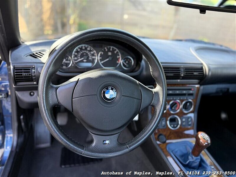 2002 BMW Z3 3.0i - Photo 45 - Naples, FL 34104