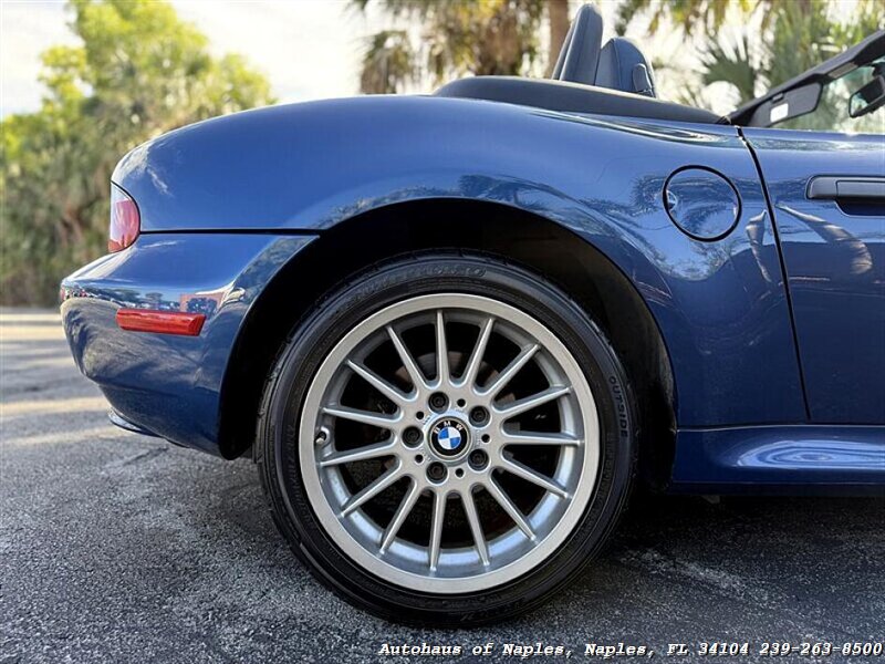 2002 BMW Z3 3.0i - Photo 24 - Naples, FL 34104
