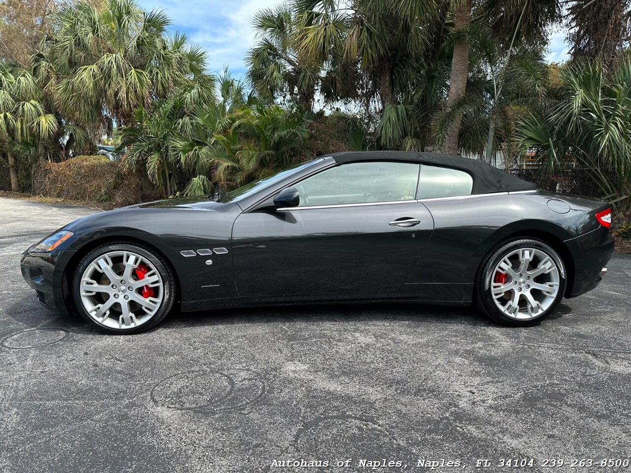 2014 Maserati GranTurismo   - Photo 5 - Naples, FL 34104