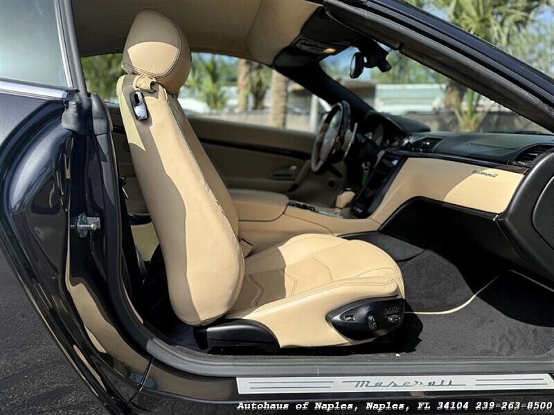 2014 Maserati GranTurismo   - Photo 46 - Naples, FL 34104