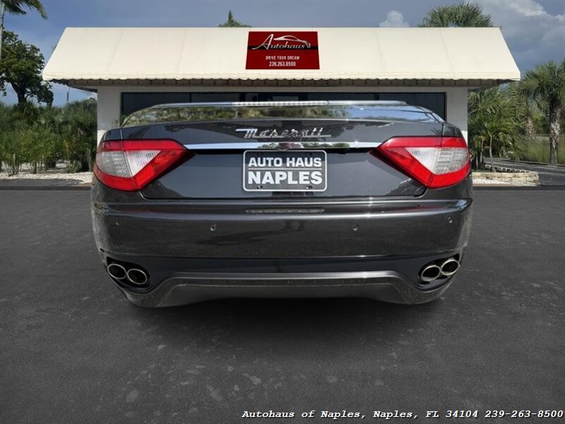 2014 Maserati GranTurismo   - Photo 17 - Naples, FL 34104