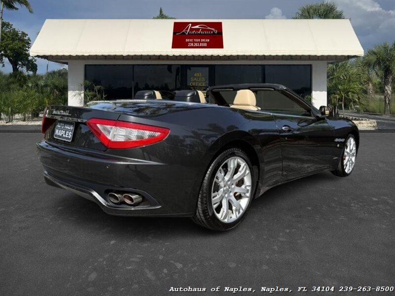2014 Maserati GranTurismo   - Photo 18 - Naples, FL 34104