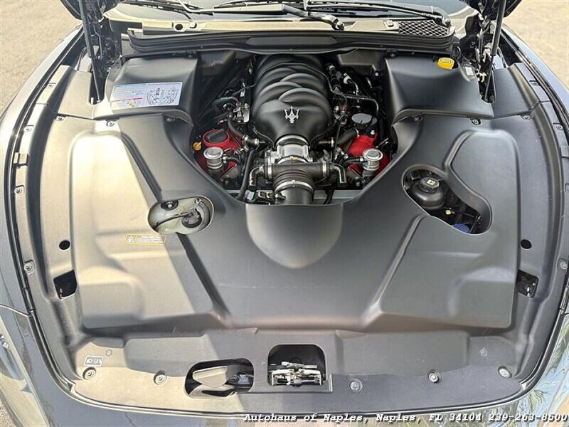 2014 Maserati GranTurismo   - Photo 29 - Naples, FL 34104