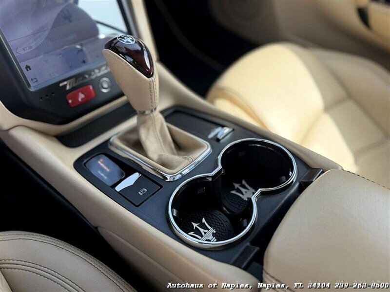 2014 Maserati GranTurismo   - Photo 53 - Naples, FL 34104