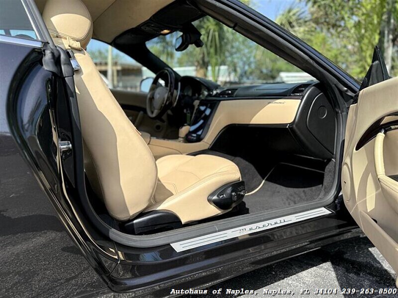 2014 Maserati GranTurismo   - Photo 45 - Naples, FL 34104