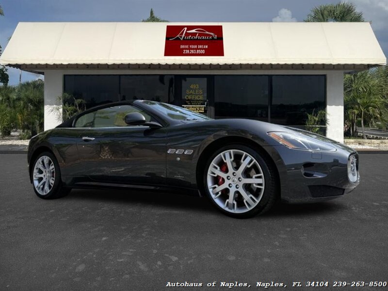 2014 Maserati GranTurismo   - Photo 2 - Naples, FL 34104