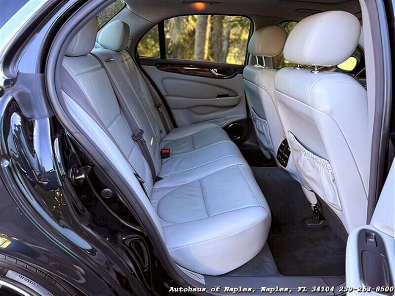 2004 Jaguar XJ8   - Photo 29 - Naples, FL 34104