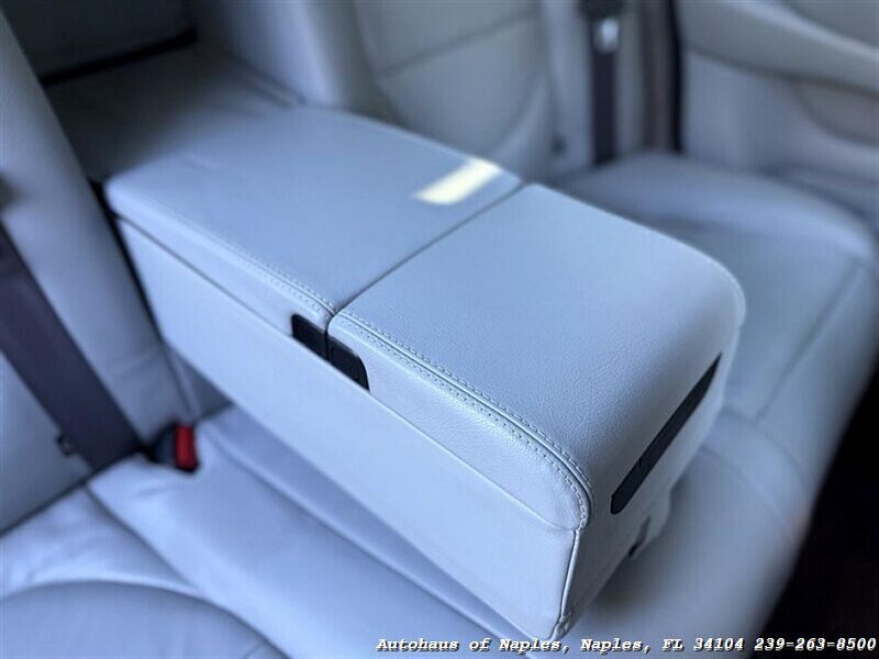 2004 Jaguar XJ8 - Photo 32 - Naples, FL 34104