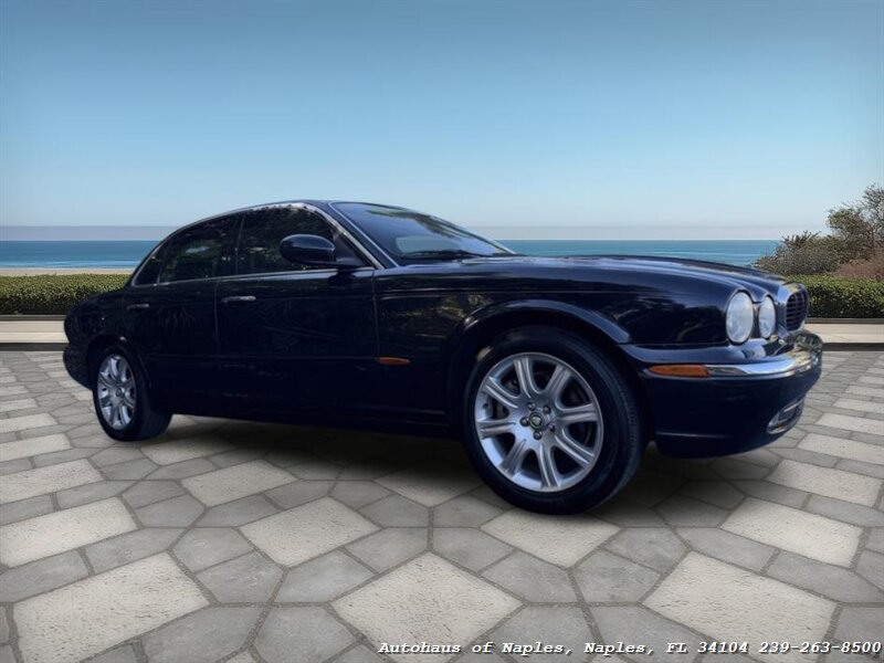 2004 Jaguar XJ8 - Photo 2 - Naples, FL 34104