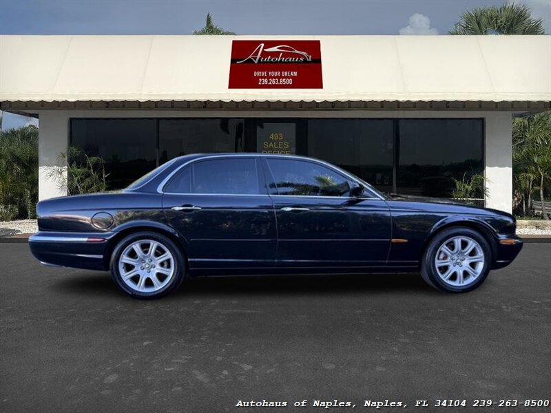 2004 Jaguar XJ8 - Photo 13 - Naples, FL 34104