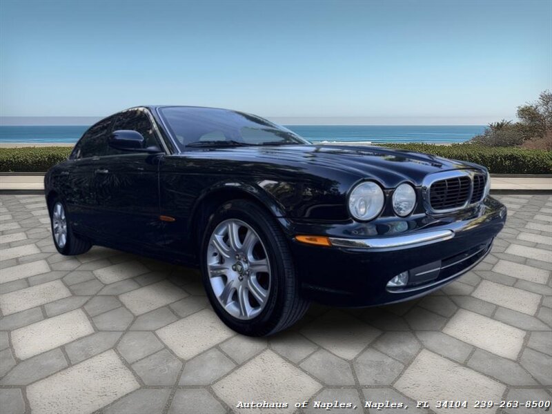 2004 Jaguar XJ8 - Photo 1 - Naples, FL 34104
