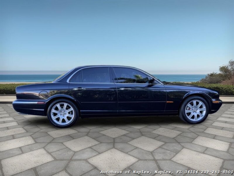 2004 Jaguar XJ8 - Photo 13 - Naples, FL 34104