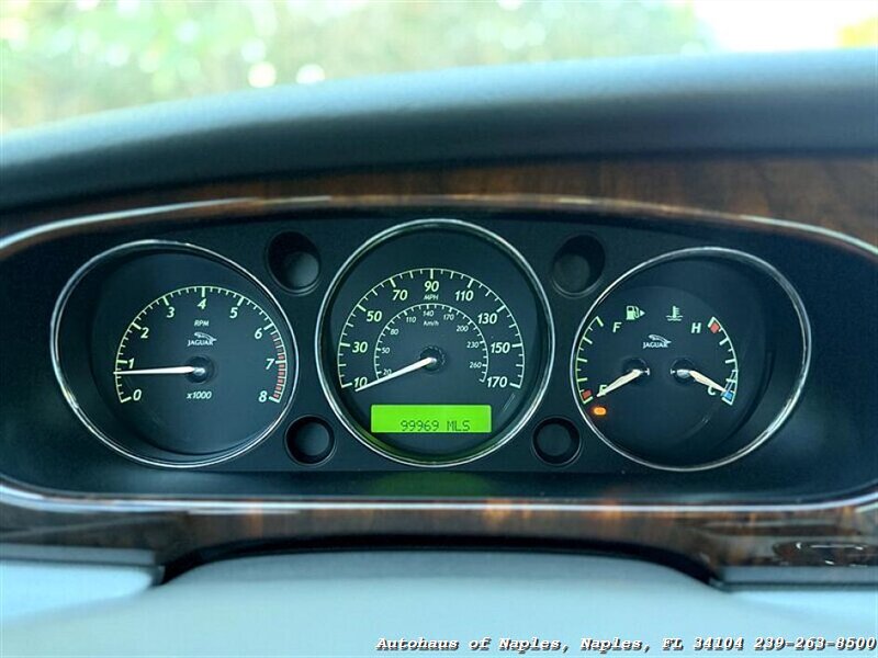 2004 Jaguar XJ8 - Photo 40 - Naples, FL 34104